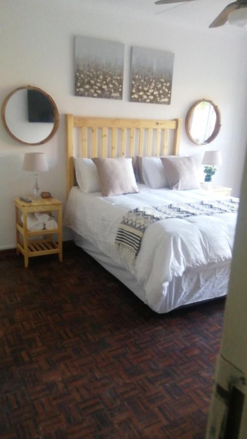 Alu Guesthouse Roodepoort Zimmer foto